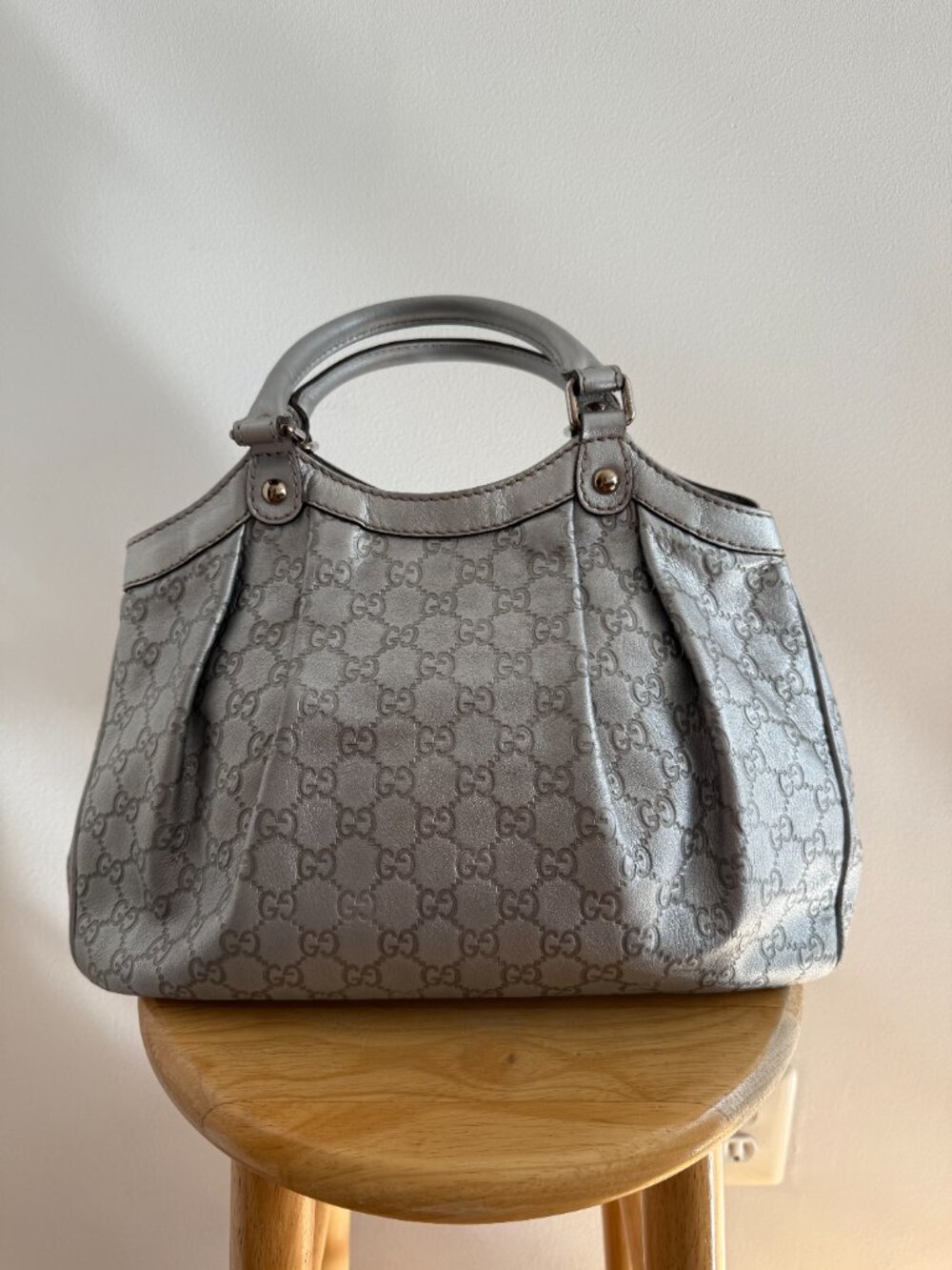 Gucci Guccissima Sukey Medium Tote Metallic Grey - Picture 4 of 10
